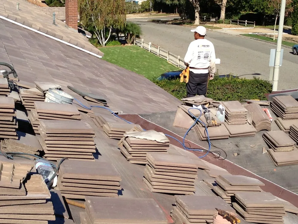 Trusted roof replacement in Tarzana, CA - Express Roofing