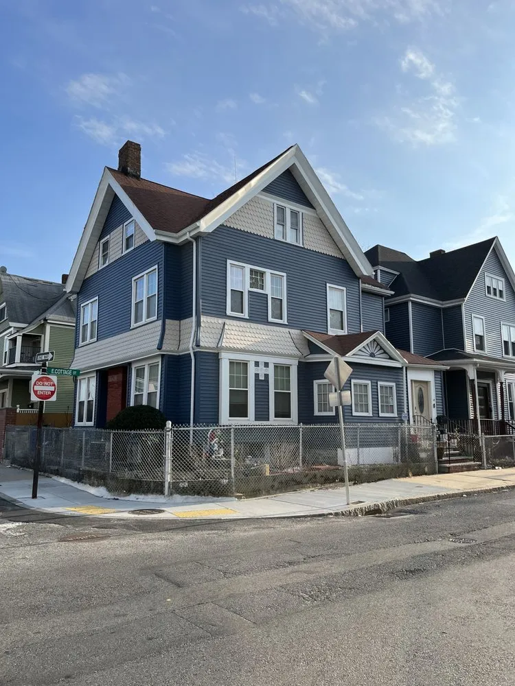 Top-rated roof replacement for residential properties in Charlestown, MA by Exterior Remodelers