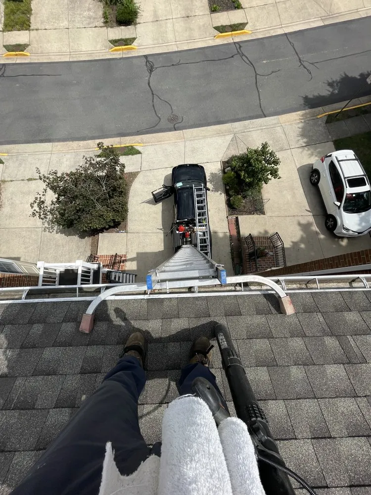 Slide of Exterior Roof & Gutter Experts