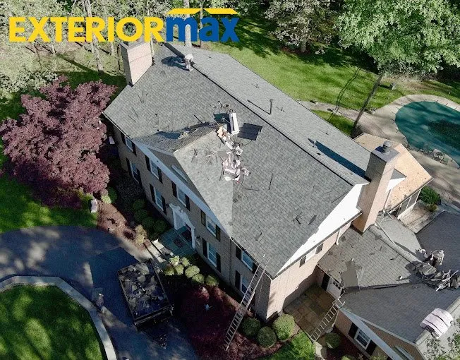 Slide of Exteriormax