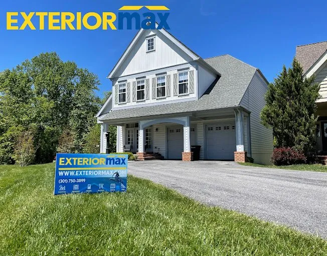 Slide of Exteriormax