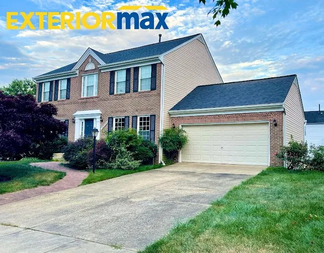 Slide of Exteriormax