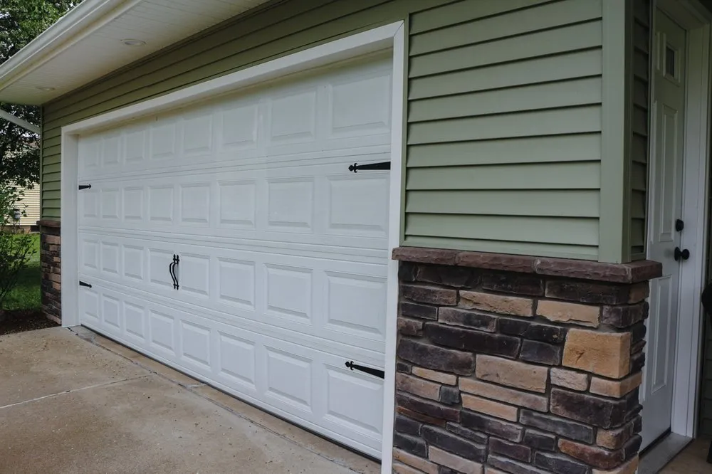 Slide of Exteriors Of Lansing