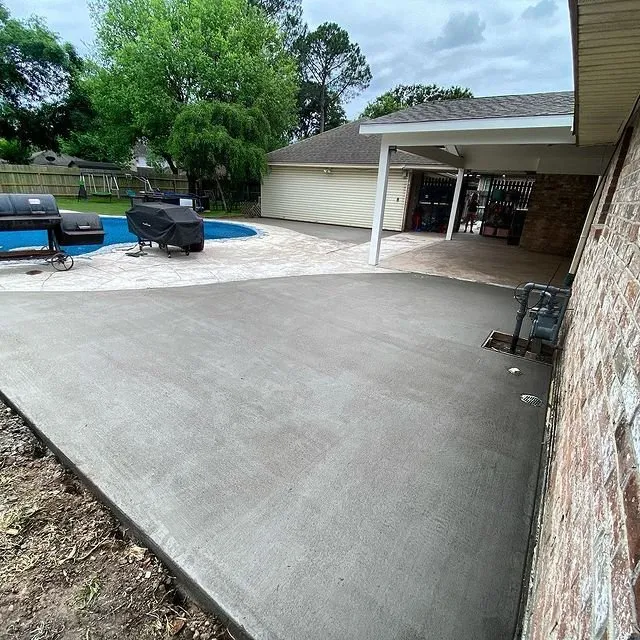 Slide of Exteriors of Texas