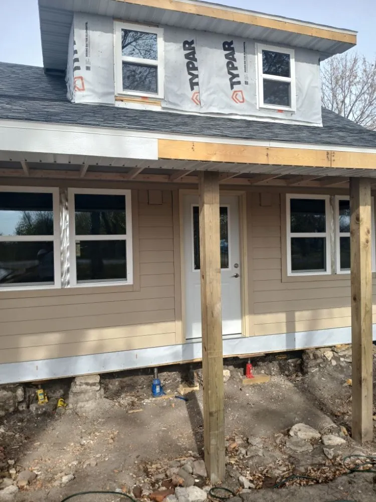 Emergency roof installation experts serving Mercer, MO - Exteriors Unlimited