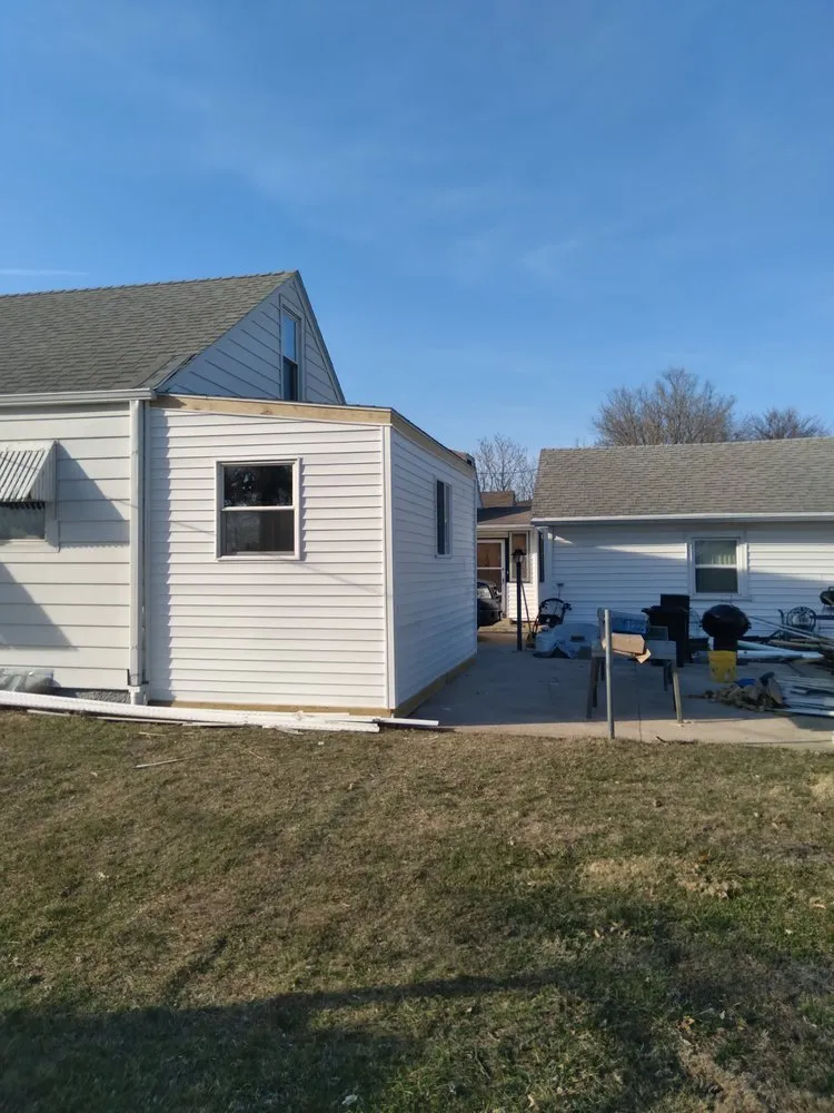 Reliable roof repair experts serving Mercer, MO - Exteriors Unlimited