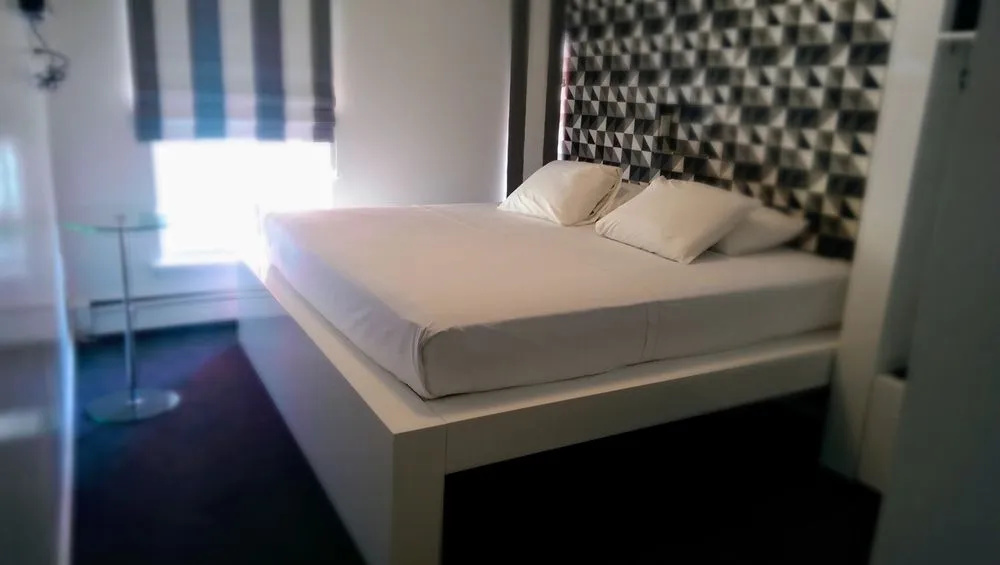 Slide of Extinterior