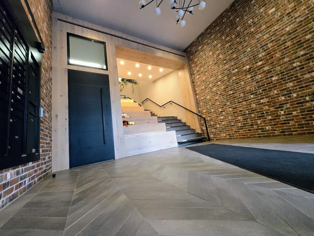 Slide of Extinterior