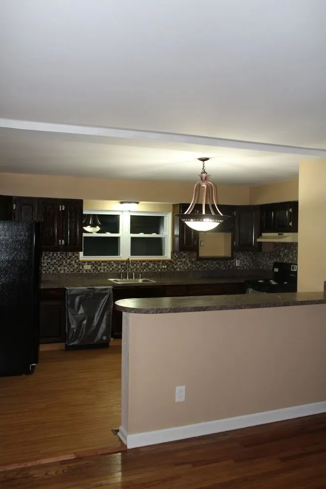 Slide of ExtraHand Construction