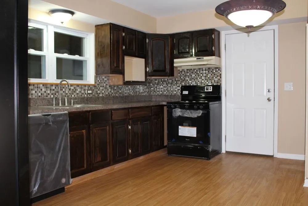 Slide of ExtraHand Construction