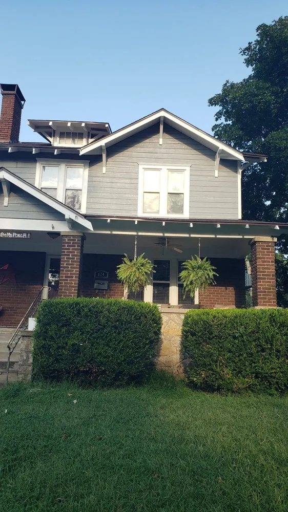 Slide of Extreme Construction Exterior