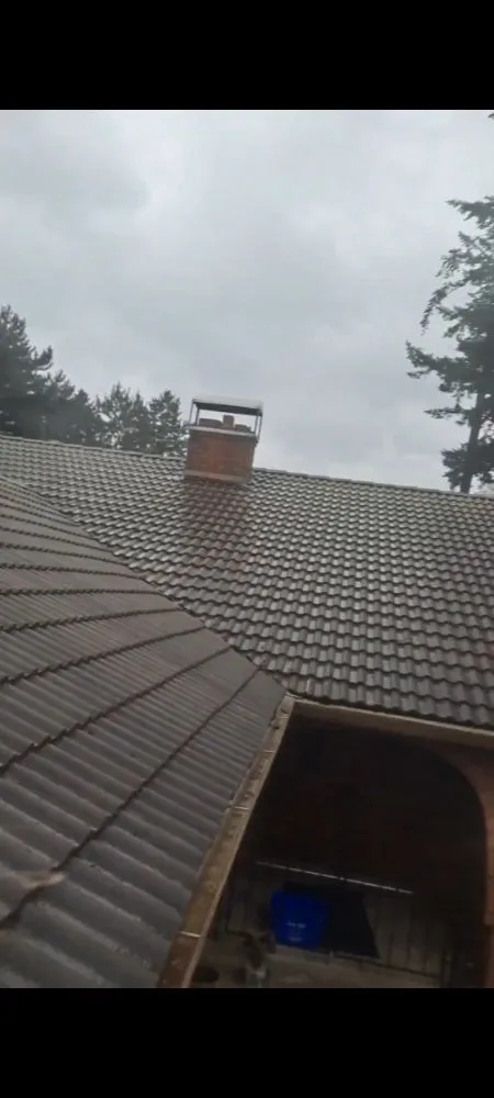 Local residential roofing service in Portland,, OR by Extreme Exterior Care