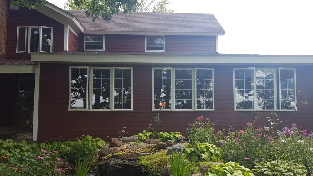 Slide of Extreme Exteriors