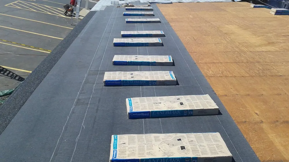 Slide of Extreme Roofing & Siding