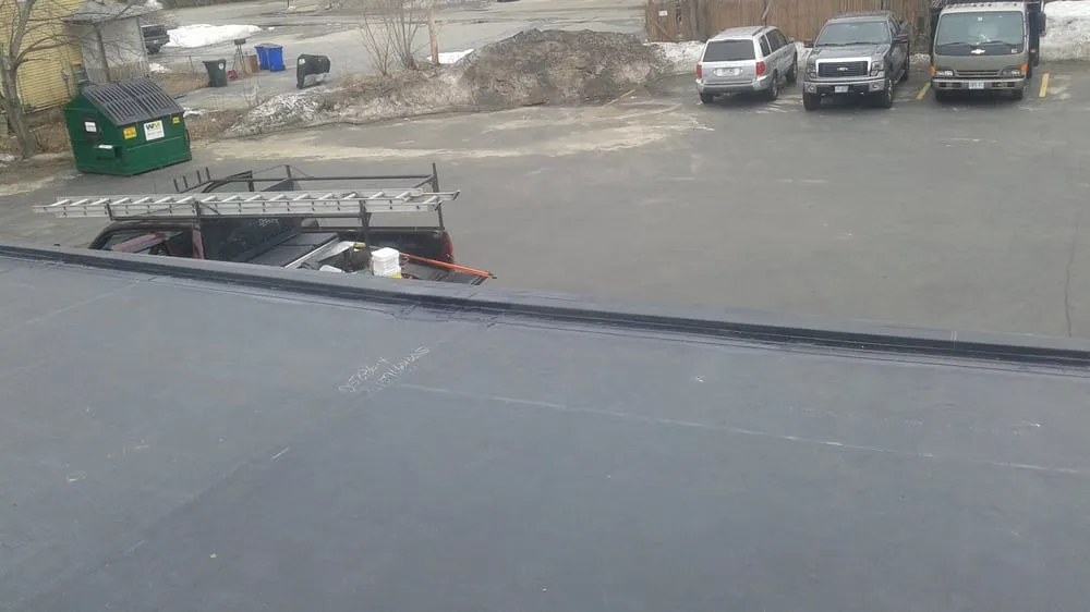 Slide of Extreme Roofing & Siding