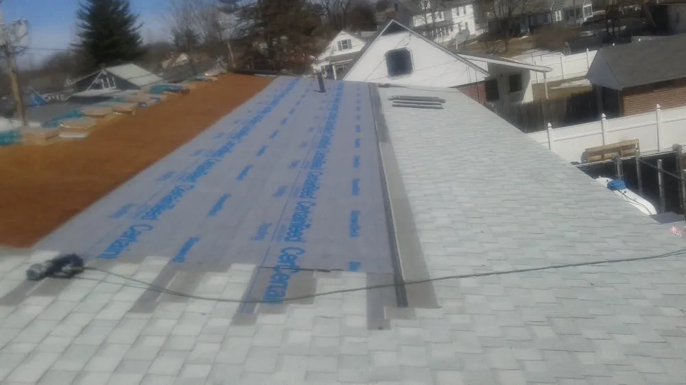 Slide of Extreme Roofing & Siding