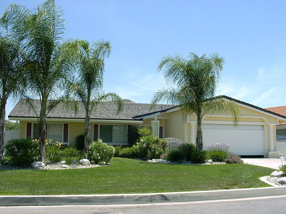 Slide of Extreme Roofing