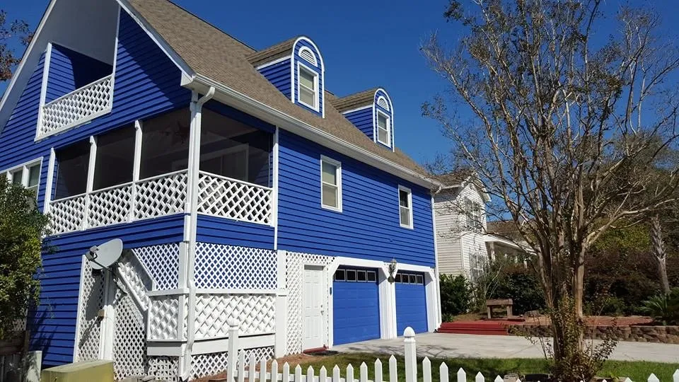 Reliable roof leak repair in Longs, SC - Extreme Seamless Gutters