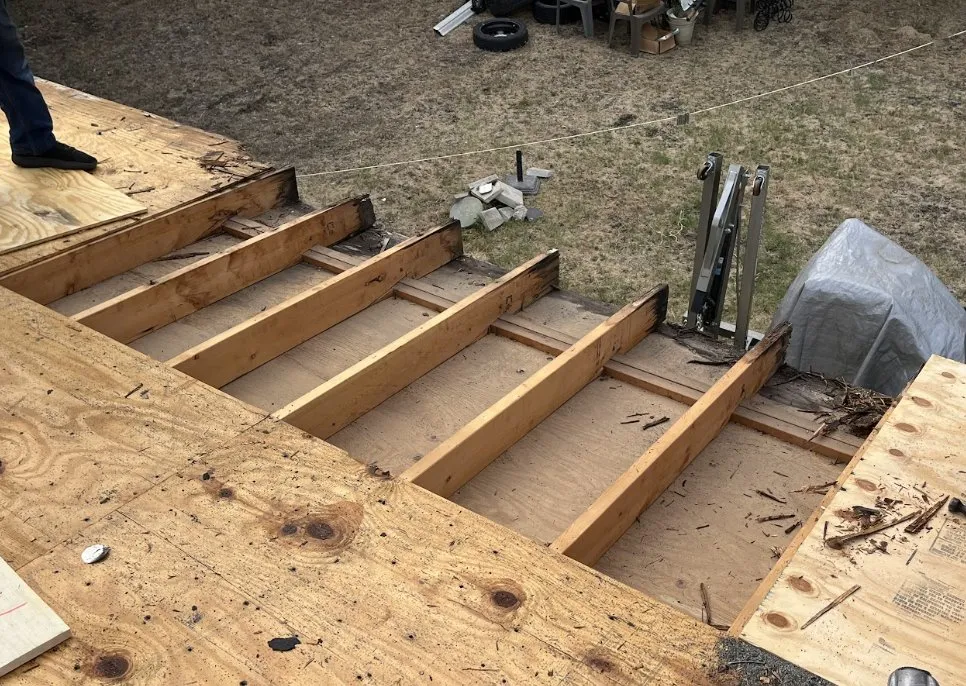 Slide of Exxpress Roofing