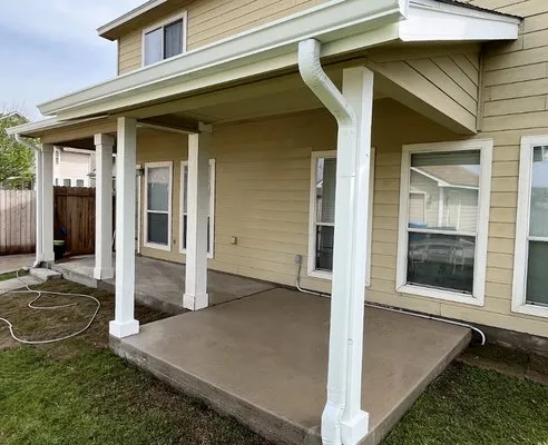 Exxpress Roofing Logo