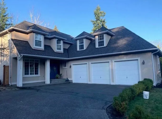 Slide of EY Contractors