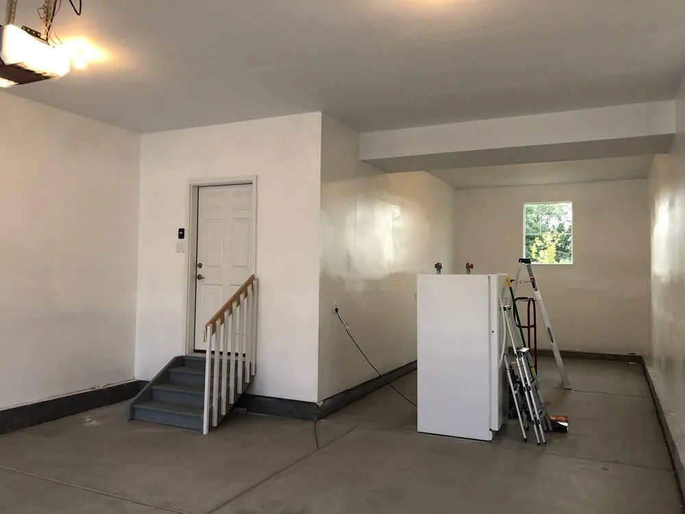 Slide of EyeCatcher Exteriors