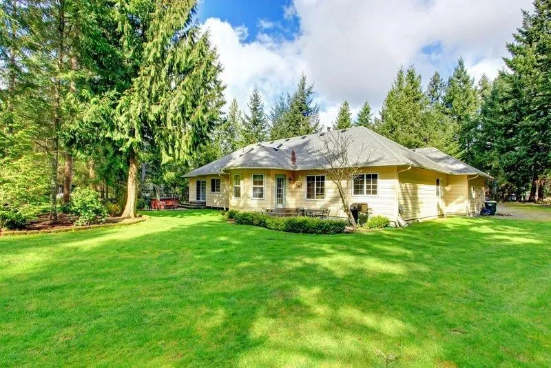 Slide of EZ Home Solutions