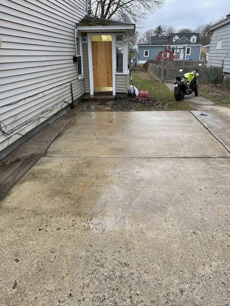 Slide of EZ PZ Power Washing