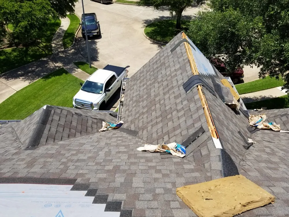 Slide of EZ Roof and Construction