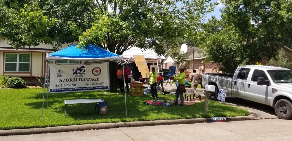 Slide of EZ Roof and Construction