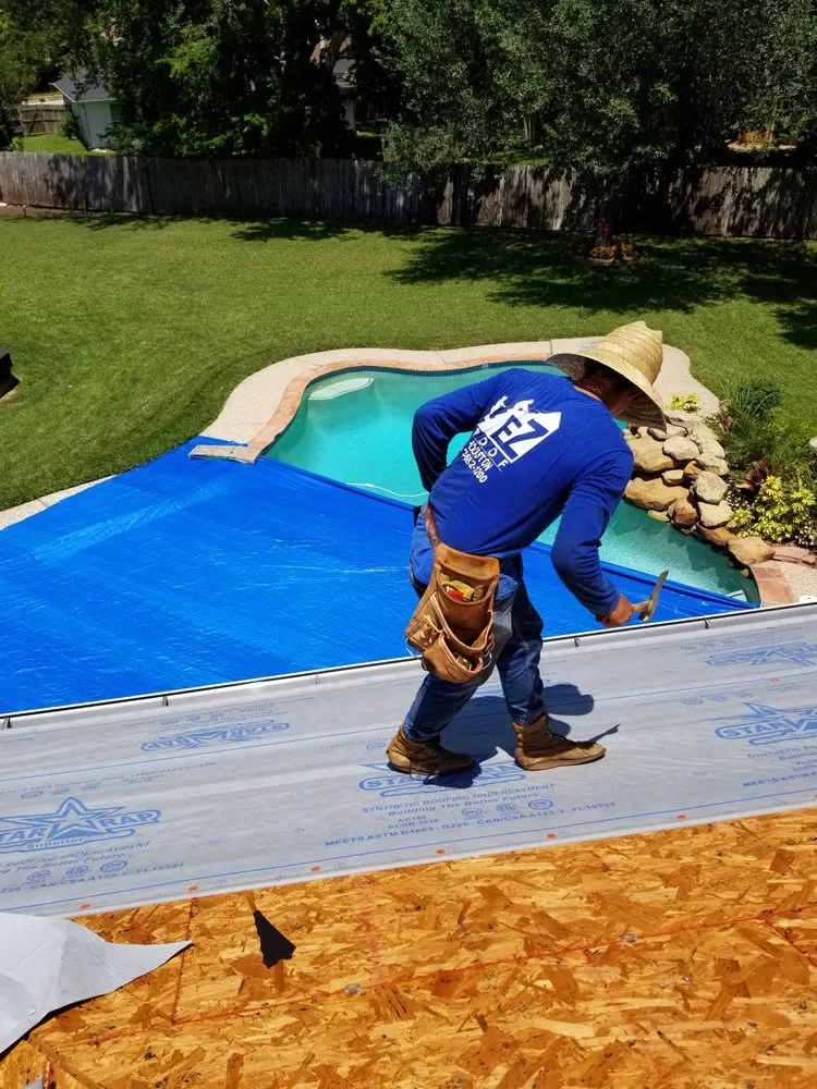 Slide of EZ Roof and Construction