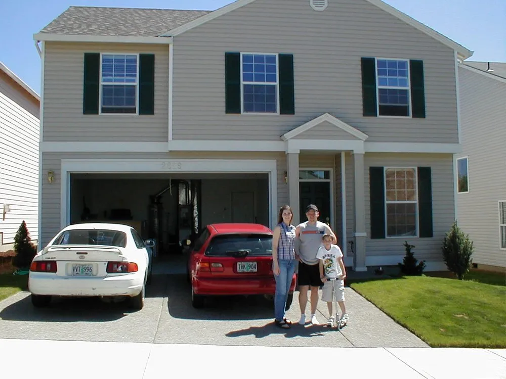 Slide of EZ Roof and Construction