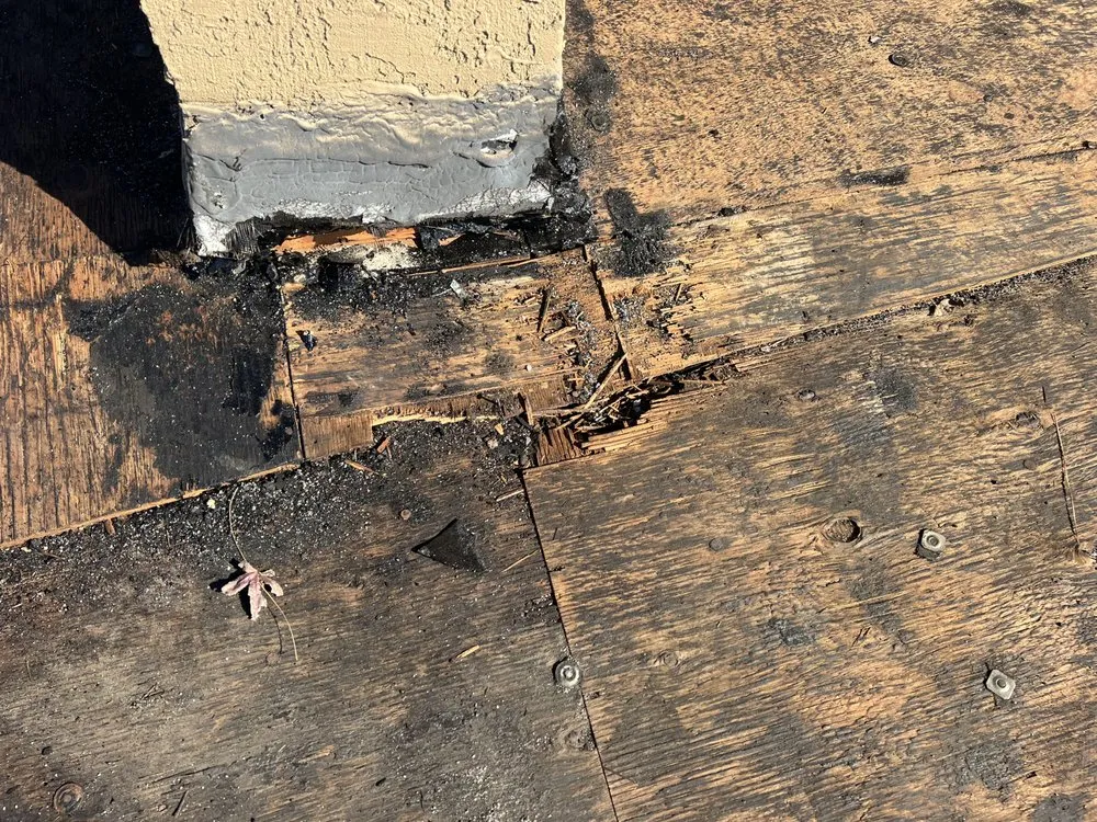 Slide of EZ Solar & Roofing 