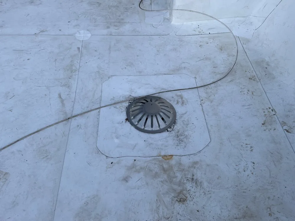 Slide of EZ Solar & Roofing 