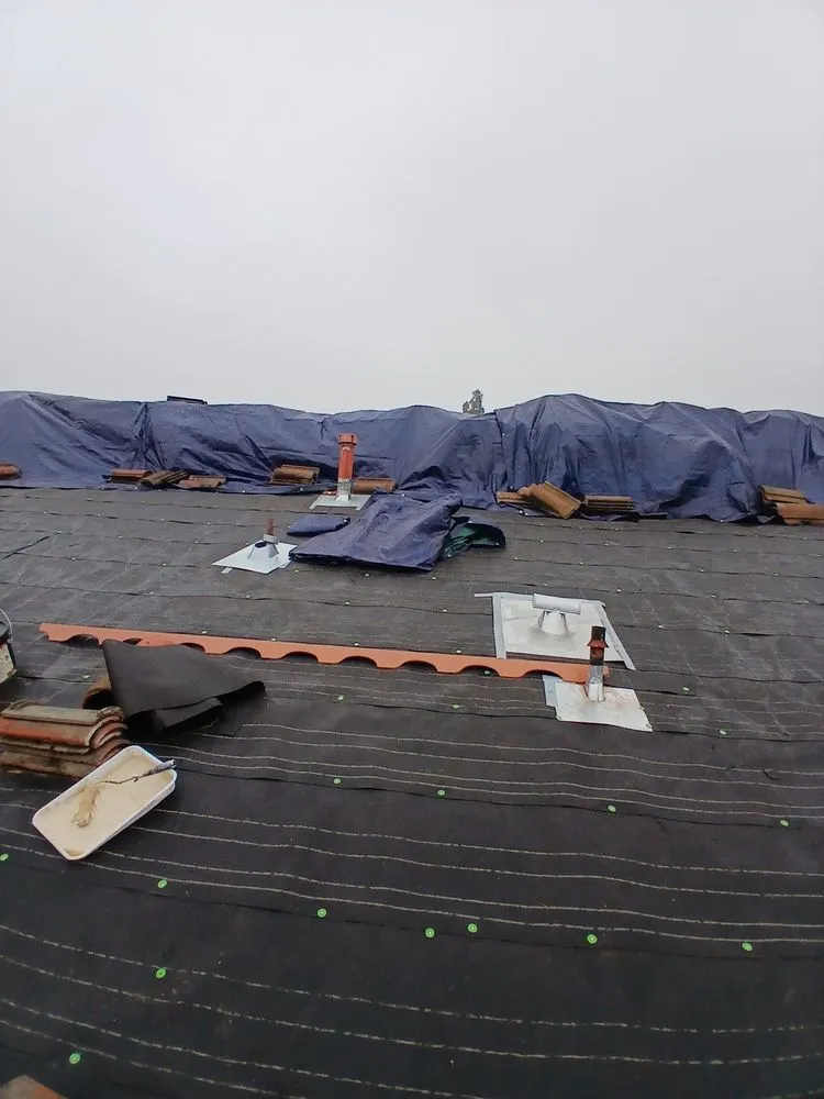 Slide of EzCalRoofing