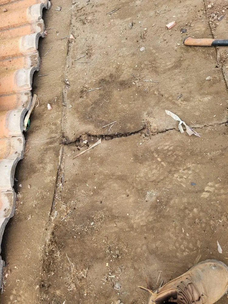 Slide of F and J  Handyman Service