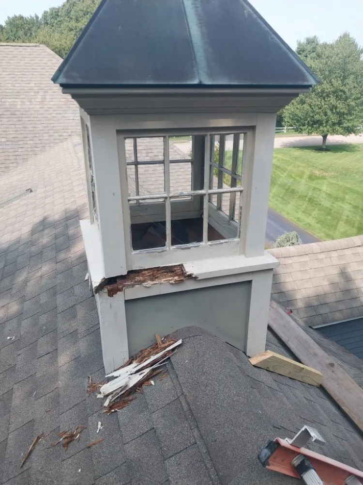 Slide of Fabios Repairs