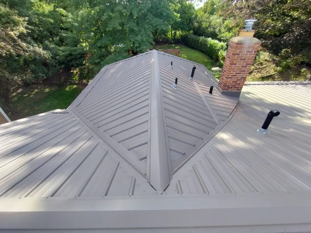 Licensed roof replacement experts serving Edinburg, PA - Fabish Contracting