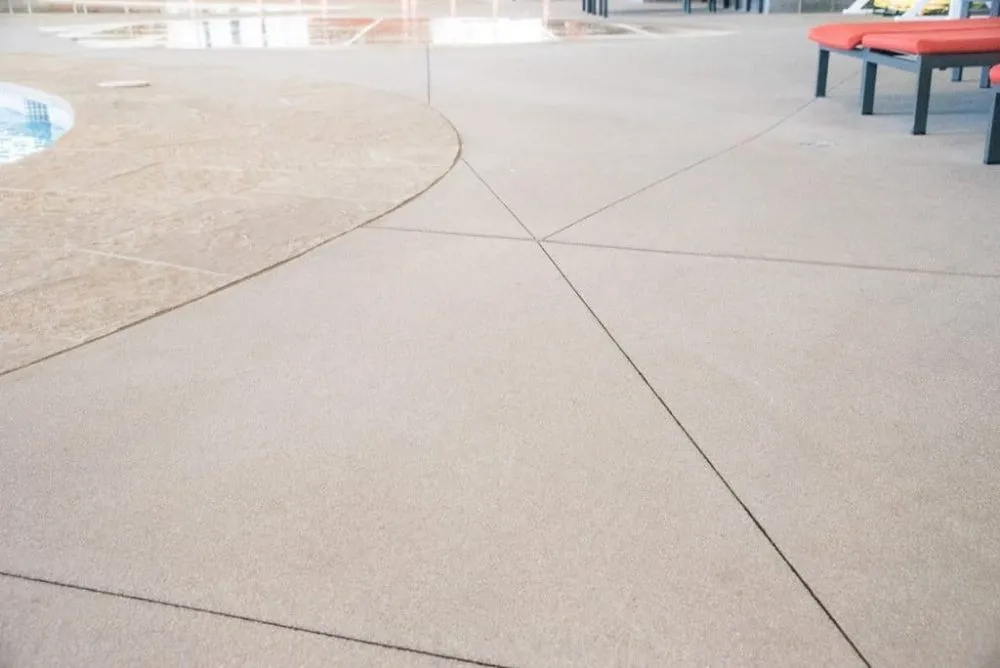 Slide of Falcon Construction & Roofing