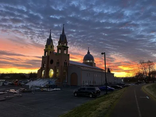 Falcon Peak Constrution INC Logo
