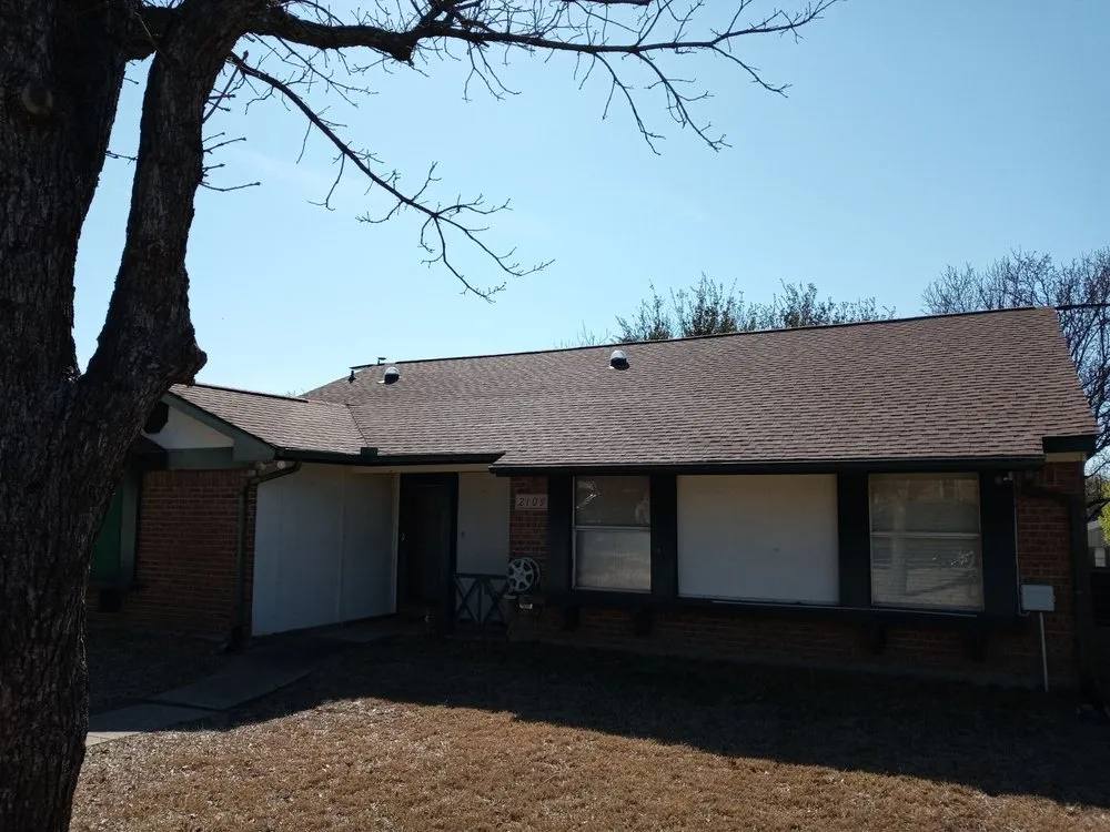 Licensed roof inspection experts serving ,Balch Springs, TX - Falcon Remodeling