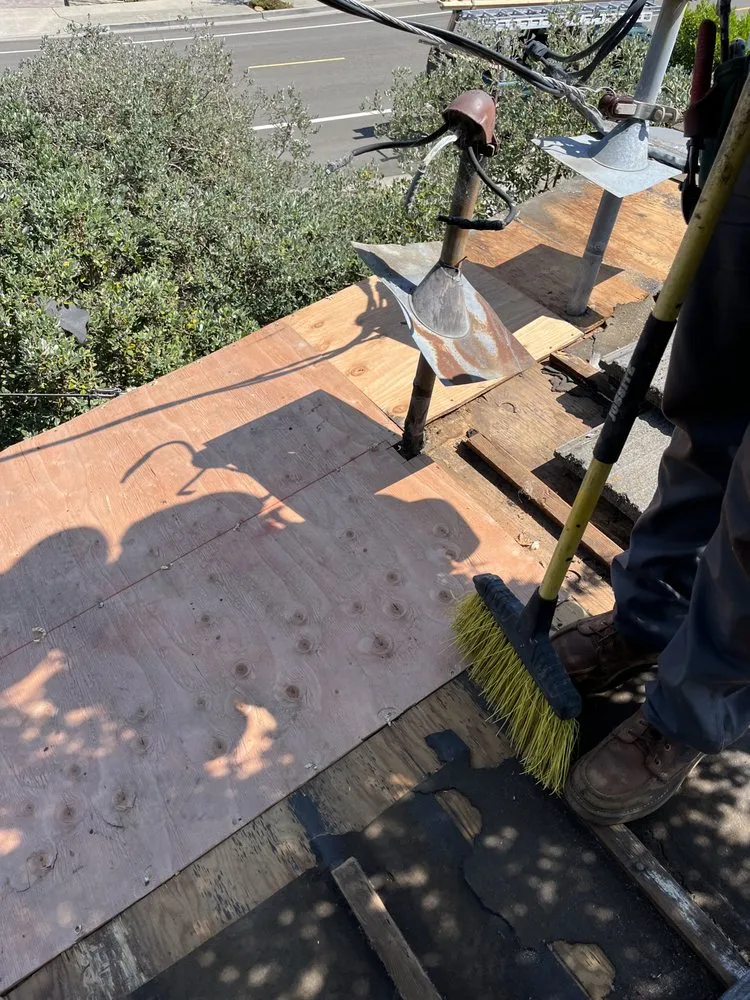 Slide of Falcon Roofing & Construction