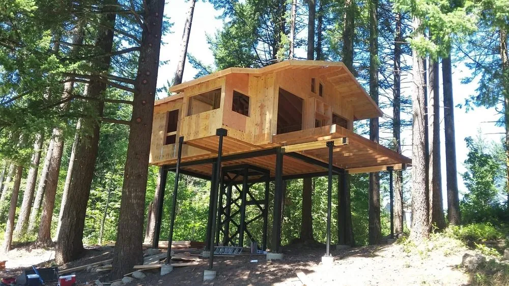 Slide of Falcon View General Construction