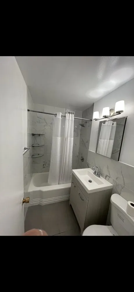 Slide of Fama Construction