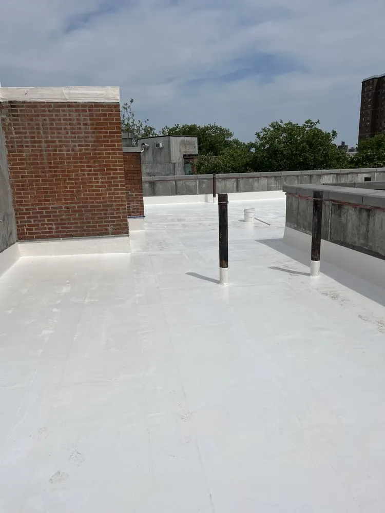 Slide of Fama Construction