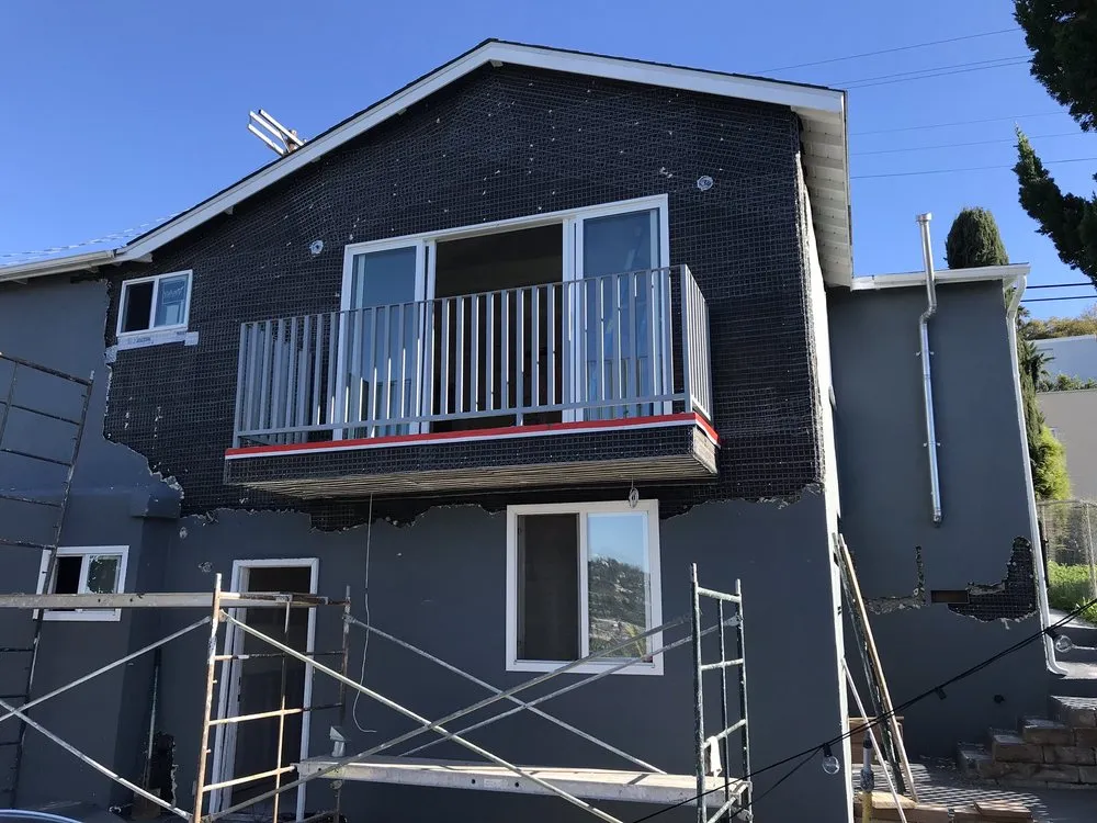 Slide of Famaul Construction