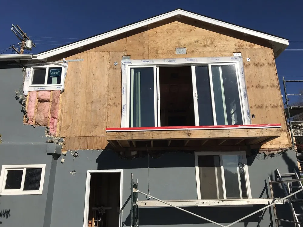 Slide of Famaul Construction