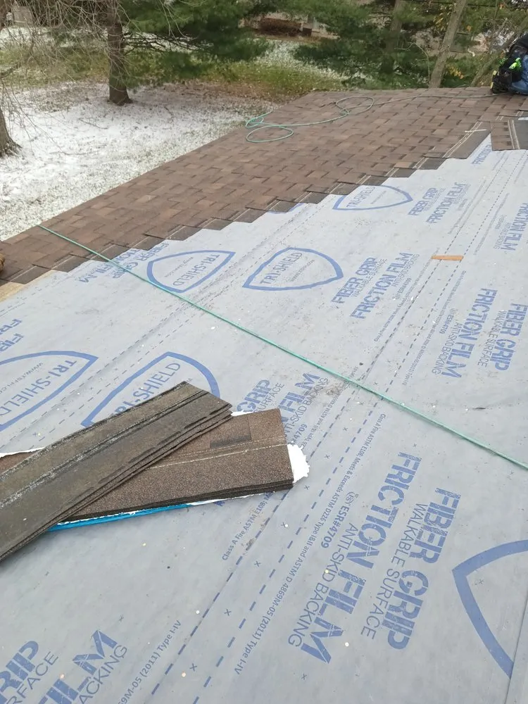 Slide of Familia Construction