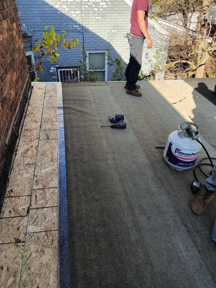 Slide of Familia Construction