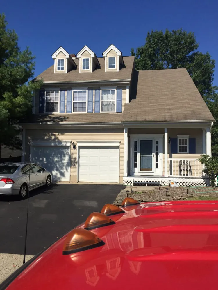 Slide of Fana Roofing & Siding